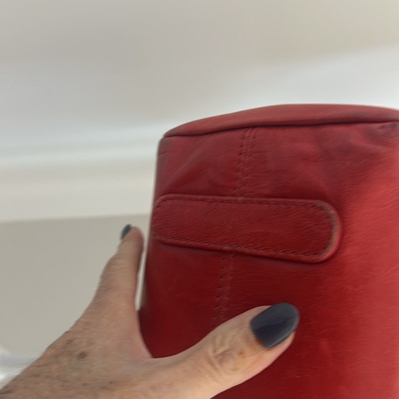 Roberto Cavalli Vibrant Red Shoulder Bag with Glossy Finish and Gold Hardware - Picture 6 of 9